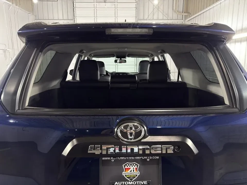 2017 Toyota 4Runner 5th Gen - Image 9 of 16