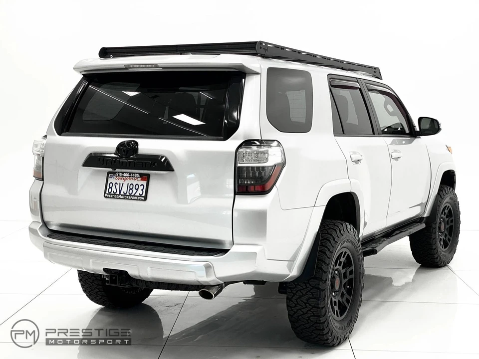 2017 Toyota 4Runner 5th Gen - Image 6 of 21