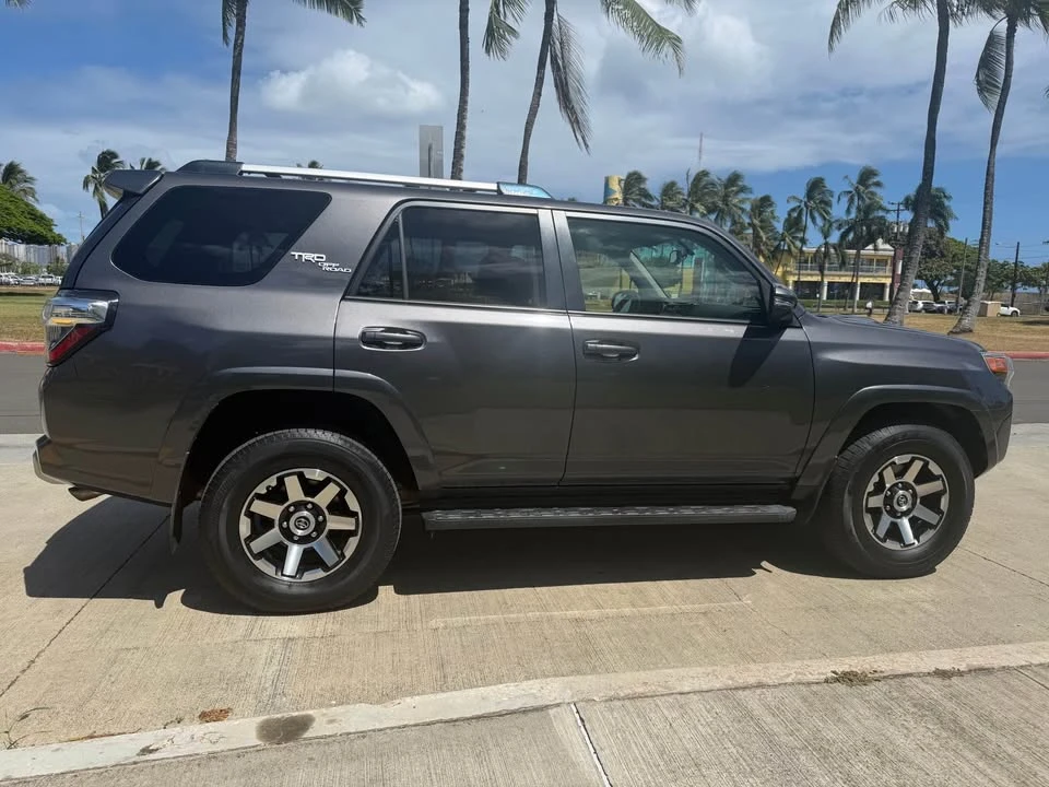 2017 Toyota 4Runner 5th Gen - Image 7 of 20