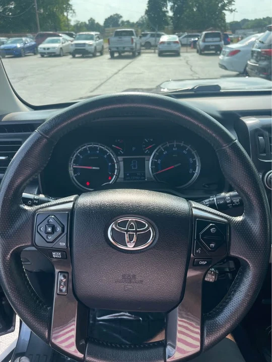 2017 Toyota 4Runner 5th Gen - Image 7 of 14