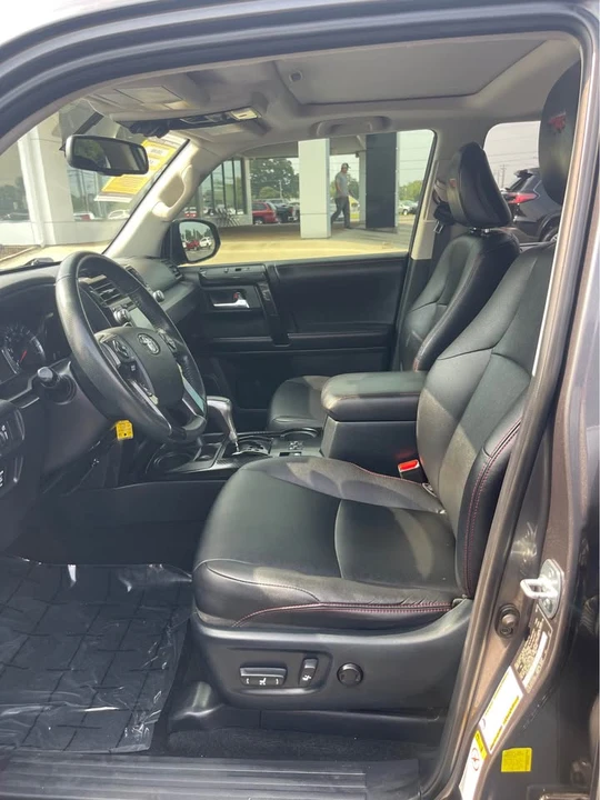 2017 Toyota 4Runner 5th Gen - Image 11 of 14