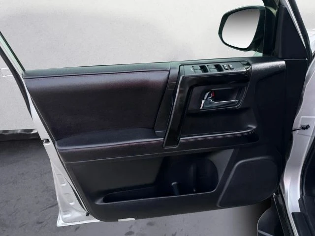 2017 Toyota 4Runner 5th Gen - Image 14 of 21
