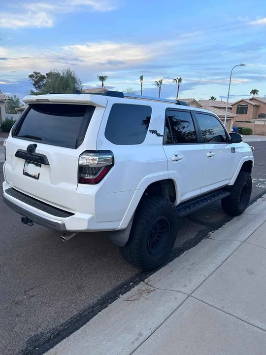2017 Toyota 4Runner 5th Gen - Image 6 of 19