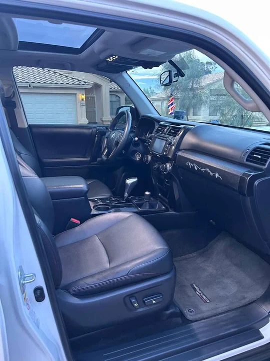 2017 Toyota 4Runner 5th Gen - Image 9 of 19