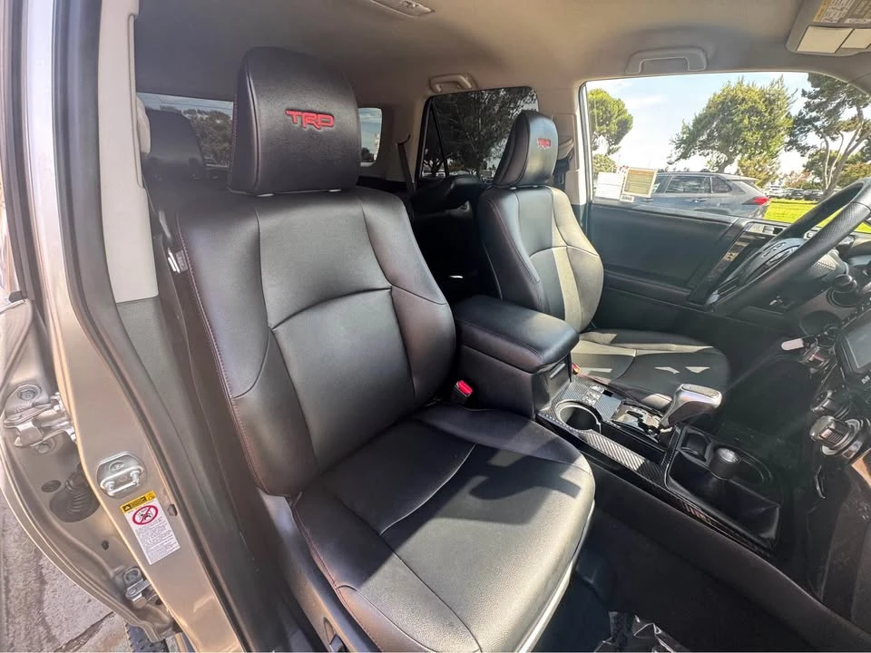 2017 Toyota 4Runner 5th Gen - Image 7 of 10