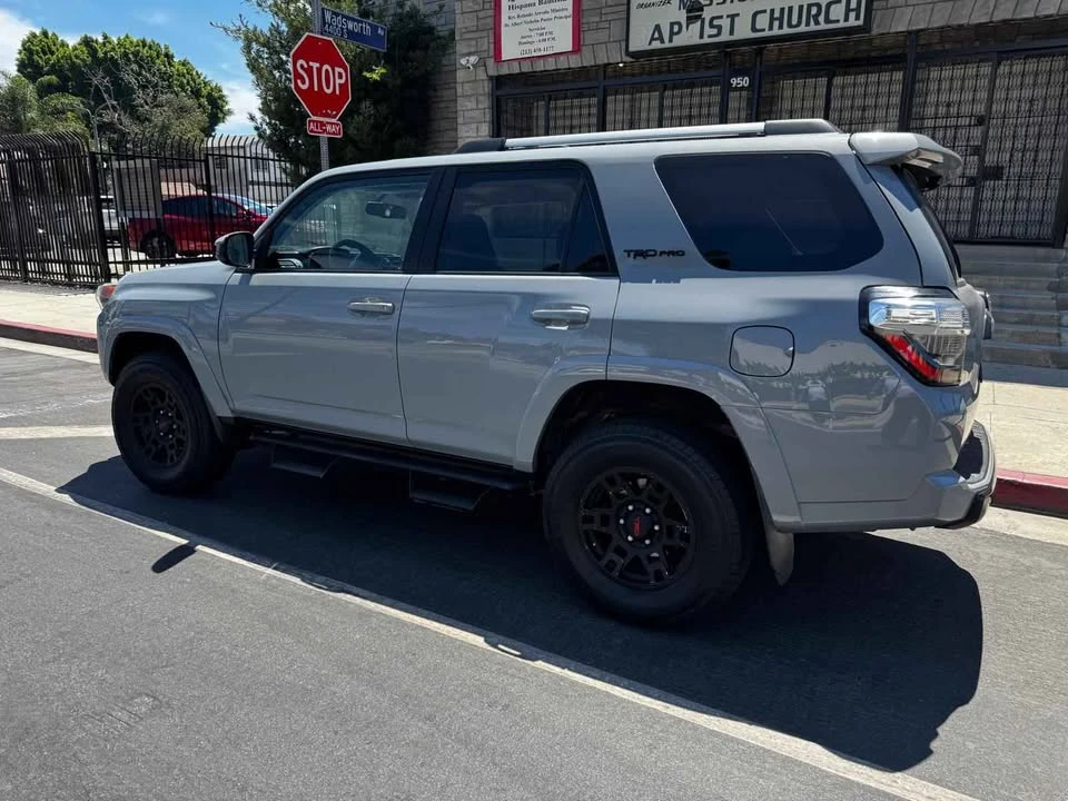 2017 Toyota 4Runner 5th Gen - Image 6 of 16