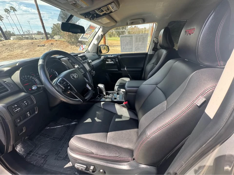 2017 Toyota 4Runner 5th Gen - Image 5 of 10