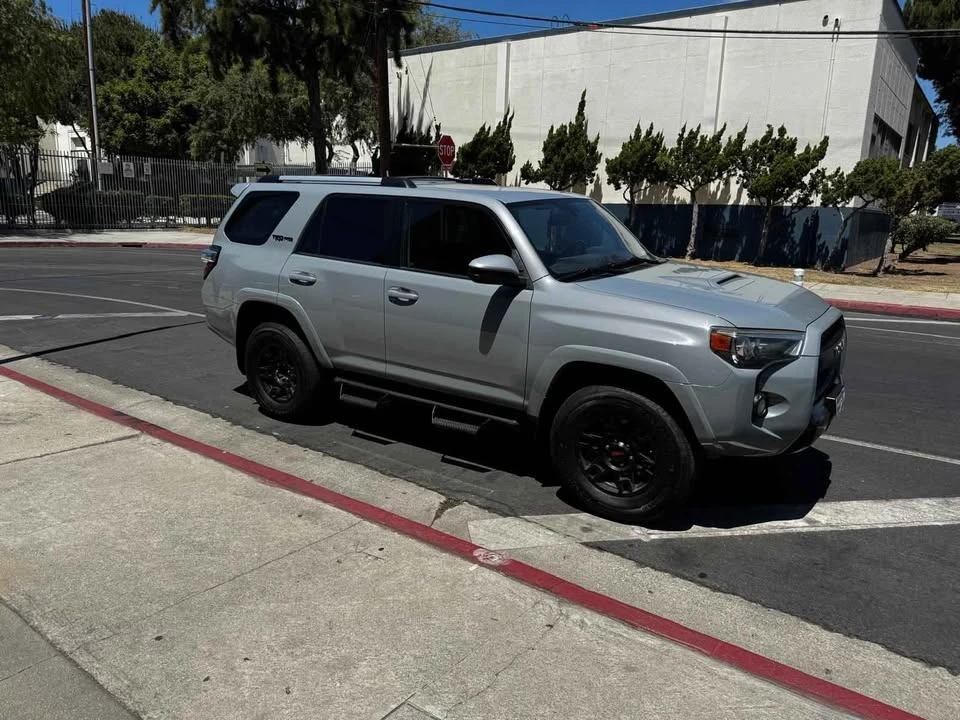 2017 Toyota 4Runner 5th Gen - Image 2 of 16