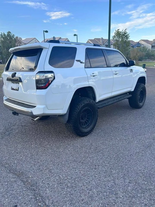 2017 Toyota 4Runner 5th Gen - Image 6 of 12