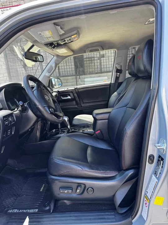 2017 Toyota 4Runner 5th Gen - Image 9 of 16