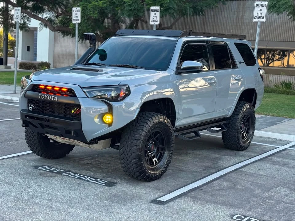 2017 Toyota 4Runner 5th Gen - Image 7 of 18