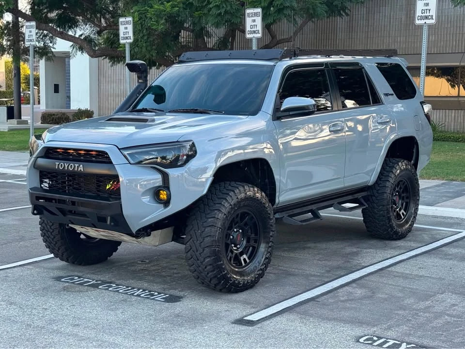 2017 Toyota 4Runner 5th Gen - Image 14 of 18