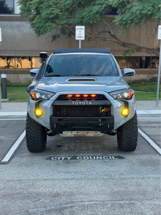 2017 Toyota 4Runner 5th Gen - Image 13 of 18