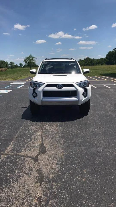 2017 Toyota 4Runner 5th Gen - Image 3 of 8