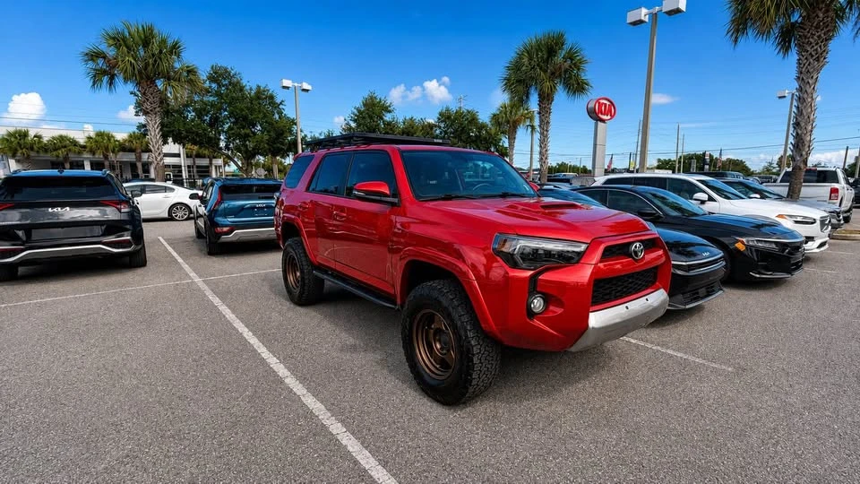 2017 Toyota 4Runner 5th Gen - Image 4 of 15