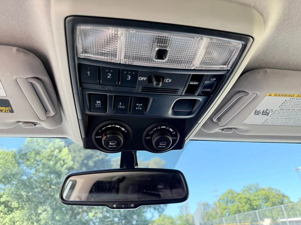 2017 Toyota 4Runner 5th Gen - Image 13 of 15