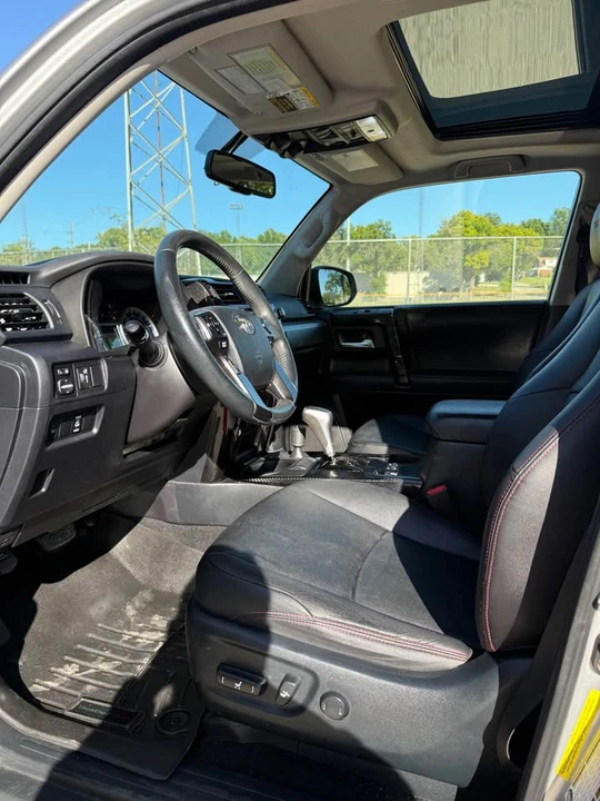 2017 Toyota 4Runner 5th Gen - Image 8 of 15
