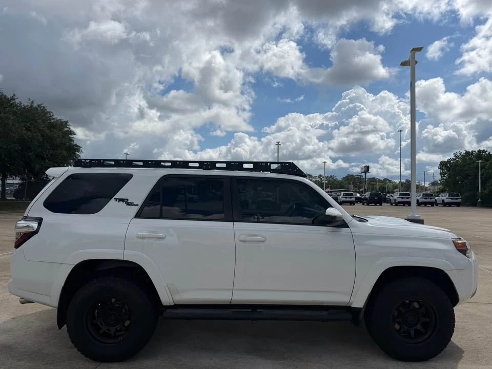 2017 Toyota 4Runner 5th Gen - Image 6 of 21