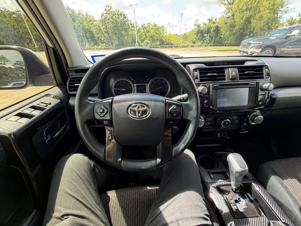 2017 Toyota 4Runner 5th Gen - Image 18 of 21