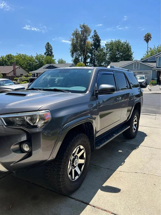 2017 Toyota 4Runner 5th Gen - Image 5 of 13