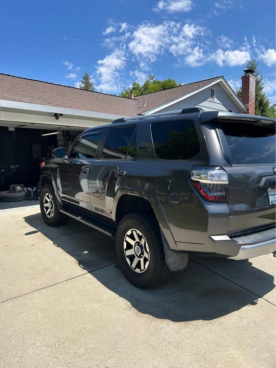 2017 Toyota 4Runner 5th Gen - Image 4 of 13