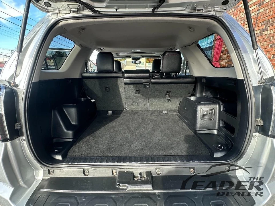 2017 Toyota 4Runner 5th Gen - Image 11 of 20