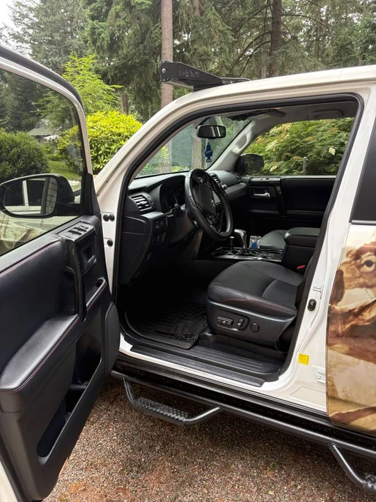 2017 Toyota 4Runner 5th Gen - Image 6 of 10