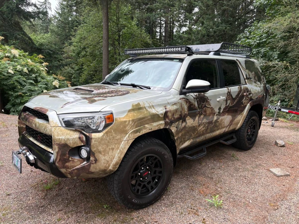 2017 Toyota 4Runner 5th Gen - Image 4 of 10
