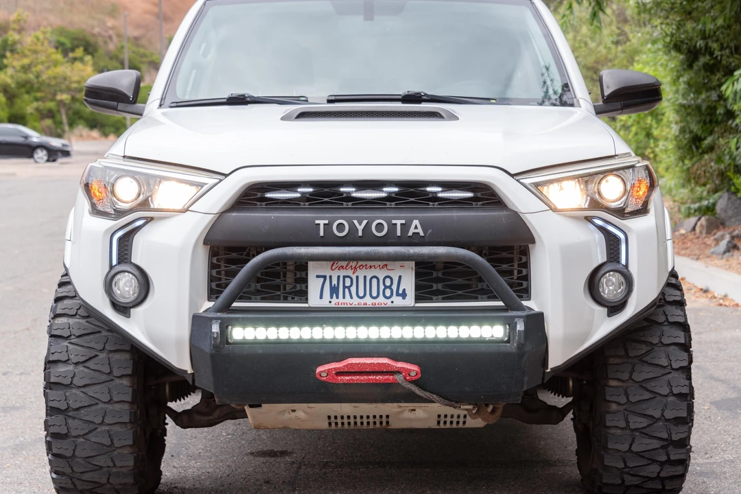 2017 Toyota 4Runner 5th Gen - Image 10 of 31