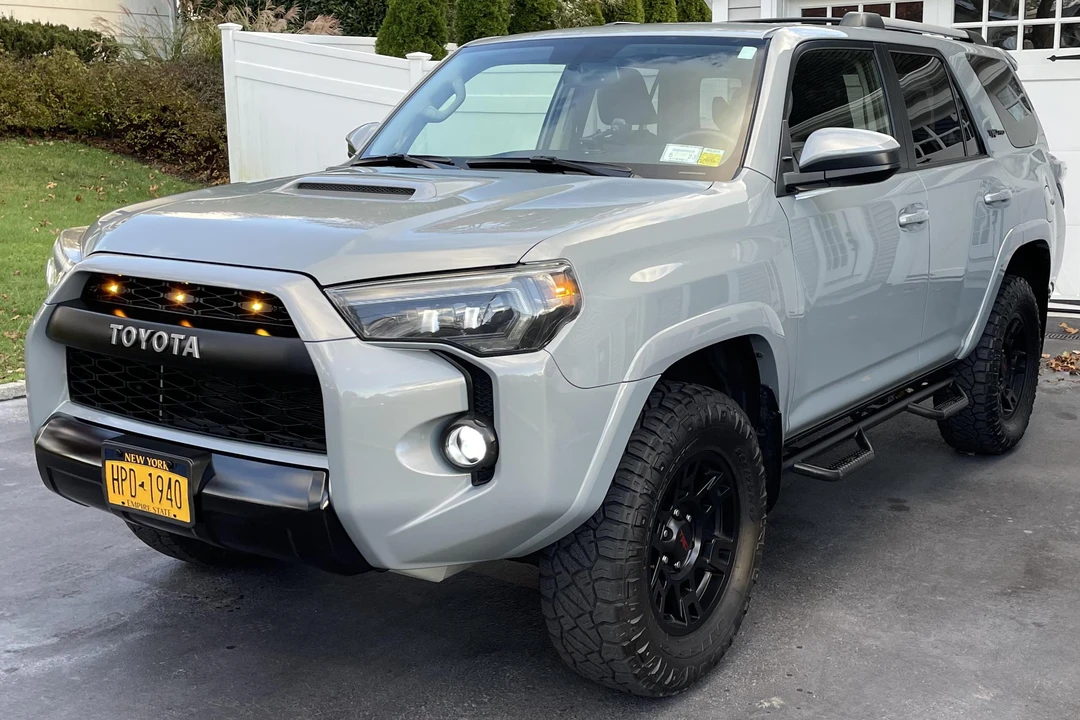 2017 Toyota 4Runner 5th Gen - Image 7 of 31