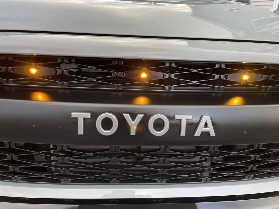 2017 Toyota 4Runner 5th Gen - Image 16 of 31