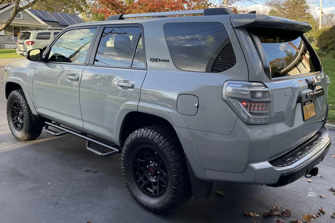 2017 Toyota 4Runner 5th Gen - Image 9 of 31