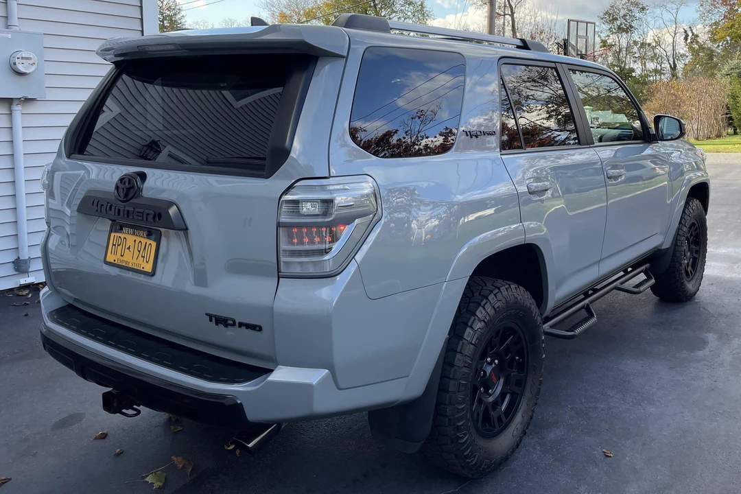2017 Toyota 4Runner 5th Gen - Image 10 of 31