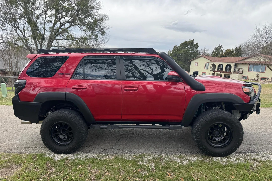 2017 Toyota 4Runner 5th Gen - Image 3 of 31