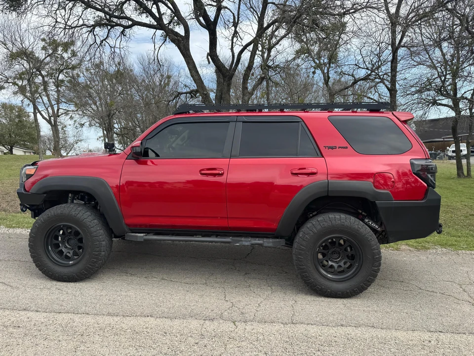 2017 Toyota 4Runner 5th Gen - Image 18 of 31
