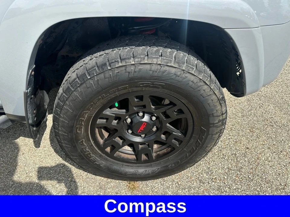 2017 Toyota 4Runner 5th Gen - Image 10 of 12