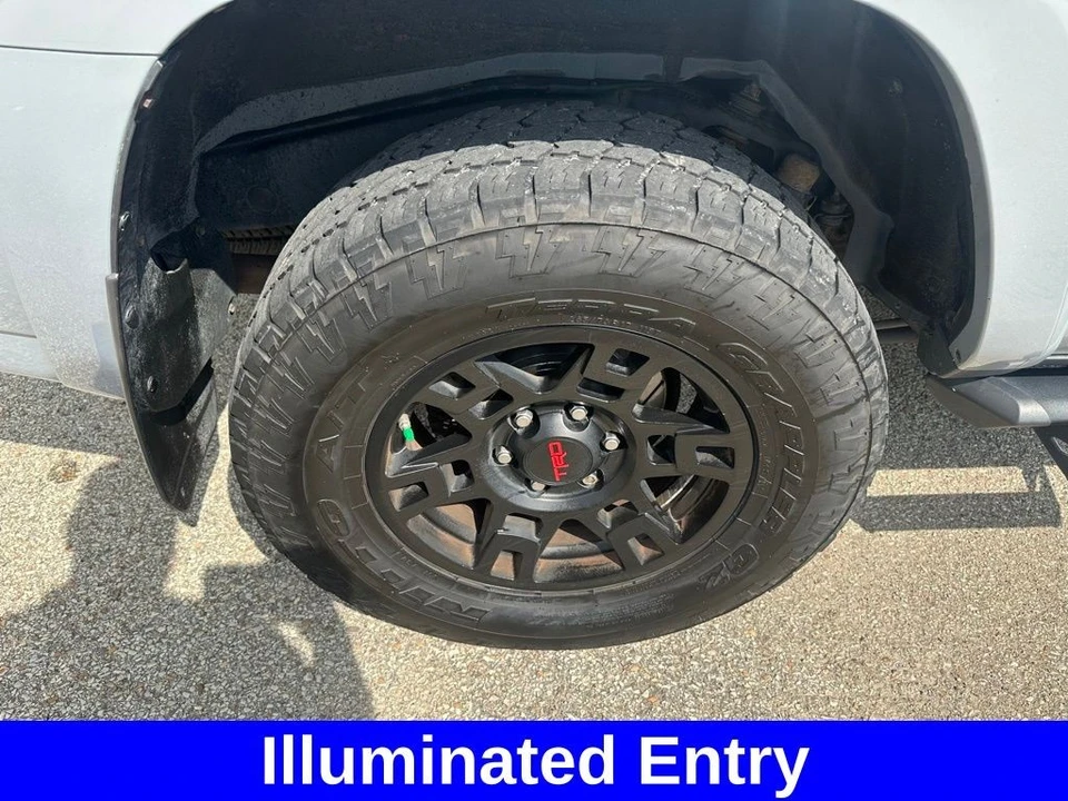 2017 Toyota 4Runner 5th Gen - Image 9 of 12