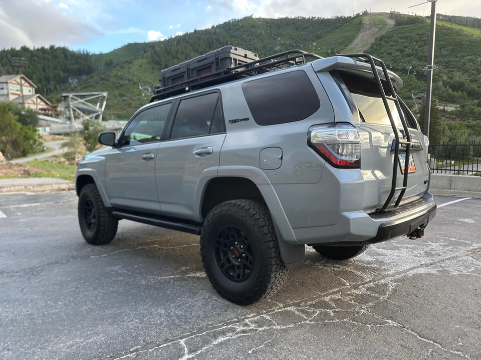 2017 Toyota 4Runner 5th Gen - Image 13 of 31