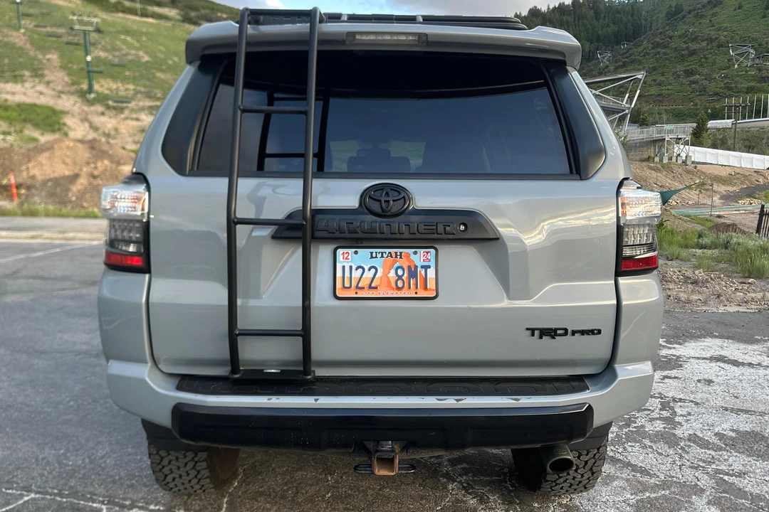 2017 Toyota 4Runner 5th Gen - Image 5 of 31