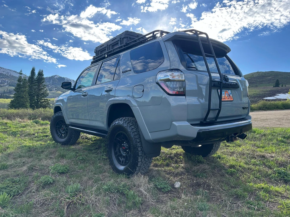 2017 Toyota 4Runner 5th Gen - Image 16 of 31