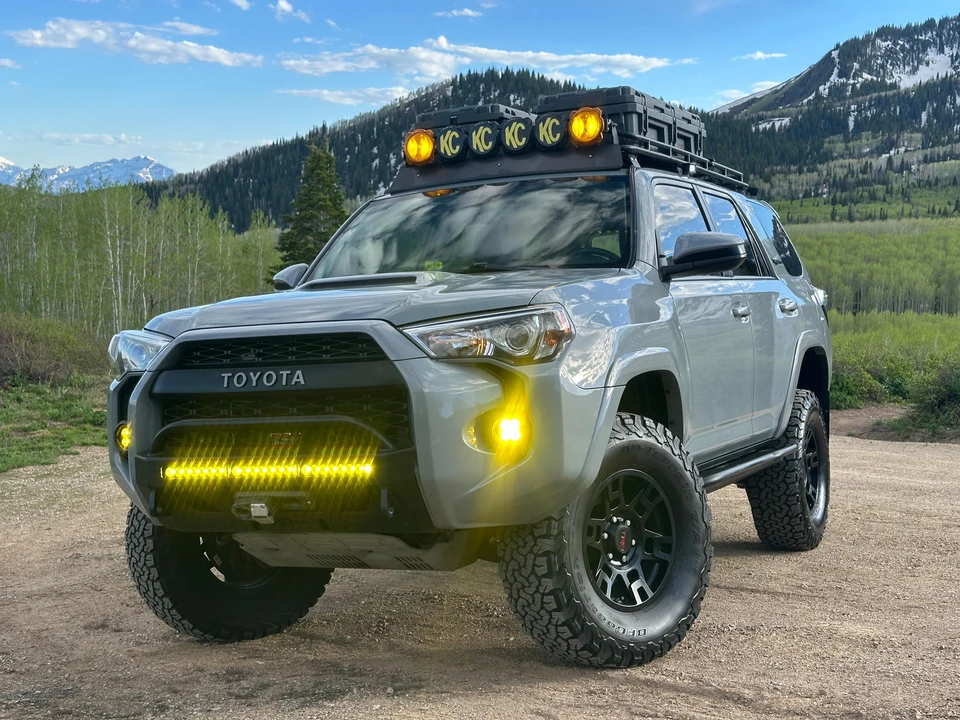 2017 Toyota 4Runner 5th Gen - Image 8 of 31