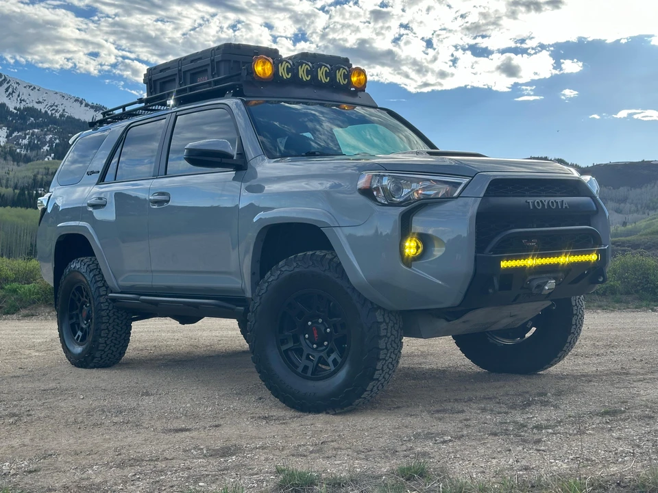 2017 Toyota 4Runner 5th Gen - Image 29 of 31
