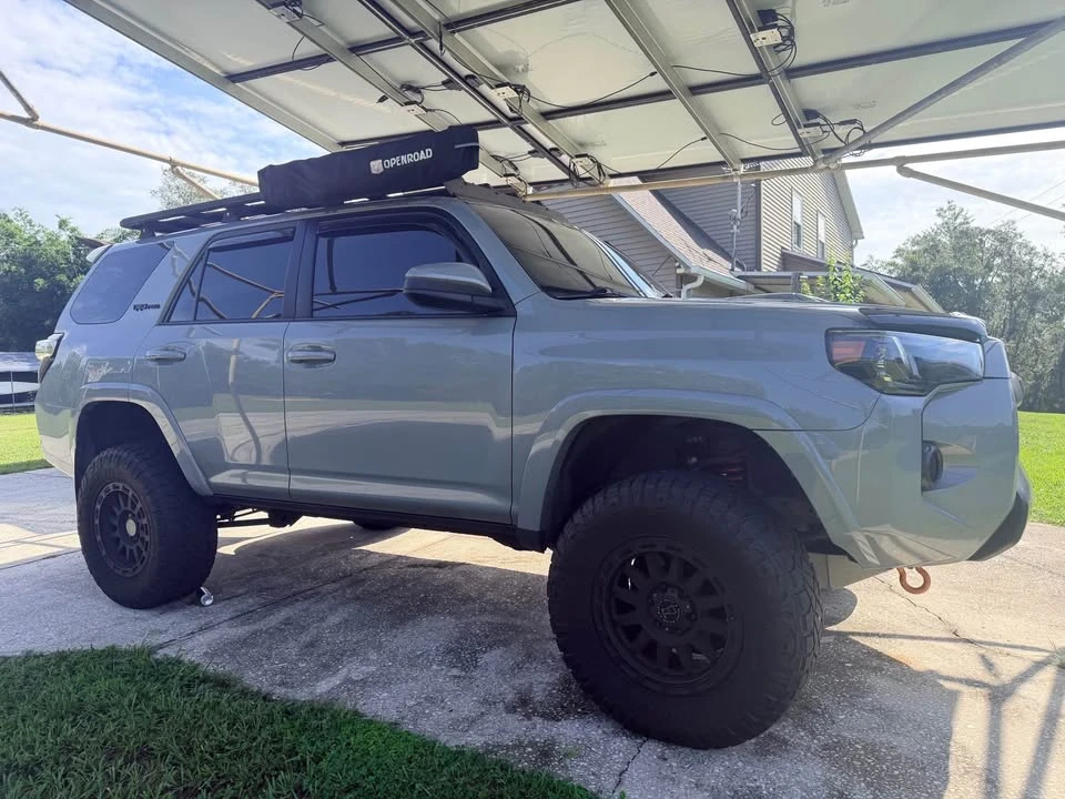 2017 Toyota 4Runner 5th Gen - Image 5 of 11