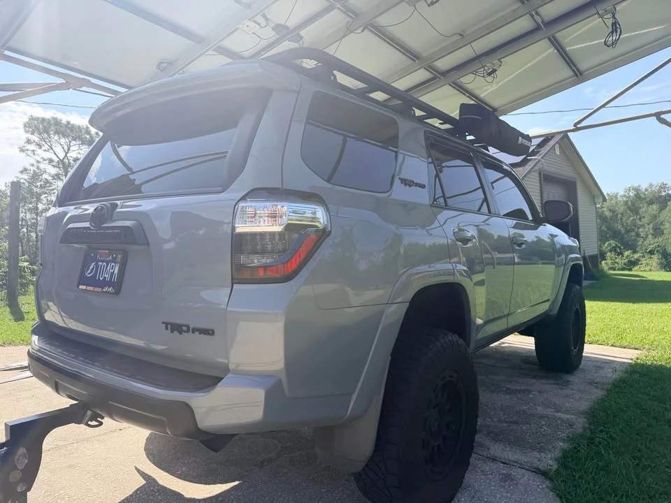 2017 Toyota 4Runner 5th Gen - Image 6 of 11