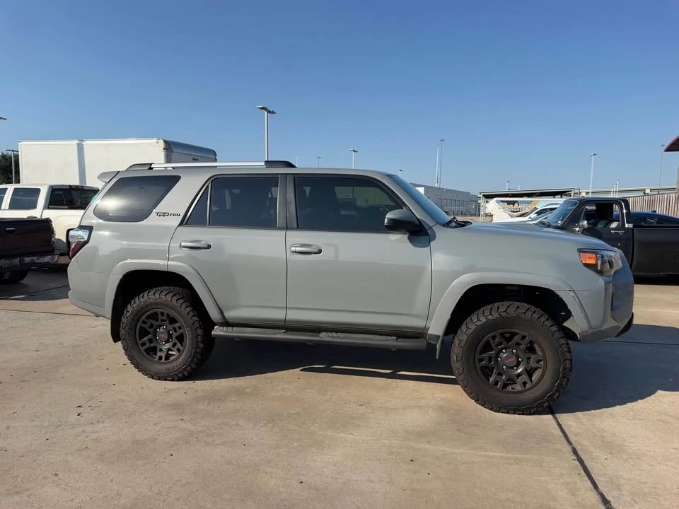 2017 Toyota 4Runner 5th Gen - Image 4 of 20