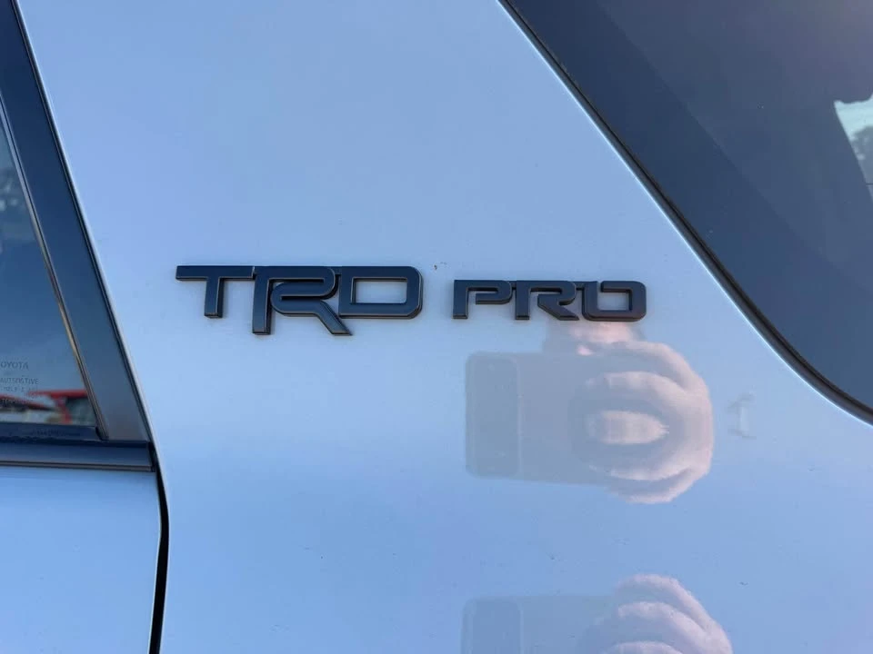 2017 Toyota 4Runner 5th Gen - Image 9 of 20