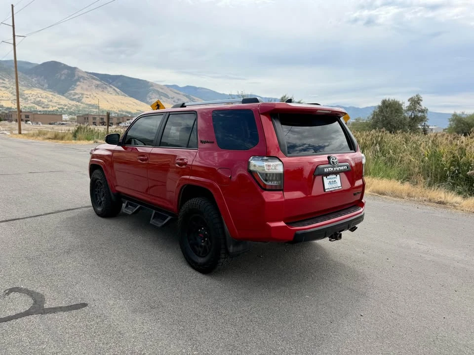 2017 Toyota 4Runner 5th Gen - Image 16 of 20