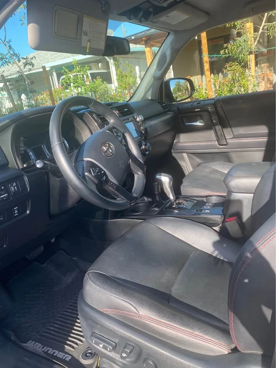 2017 Toyota 4Runner 5th Gen - Image 5 of 12