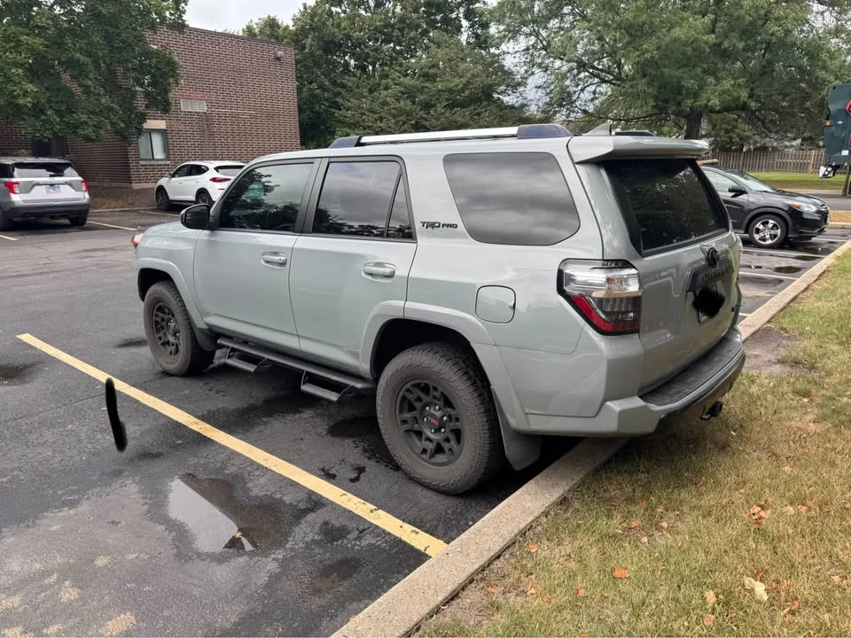 2017 Toyota 4Runner 5th Gen - Image 5 of 8