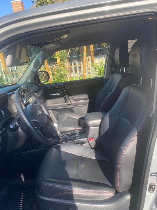 2017 Toyota 4Runner 5th Gen - Image 6 of 12